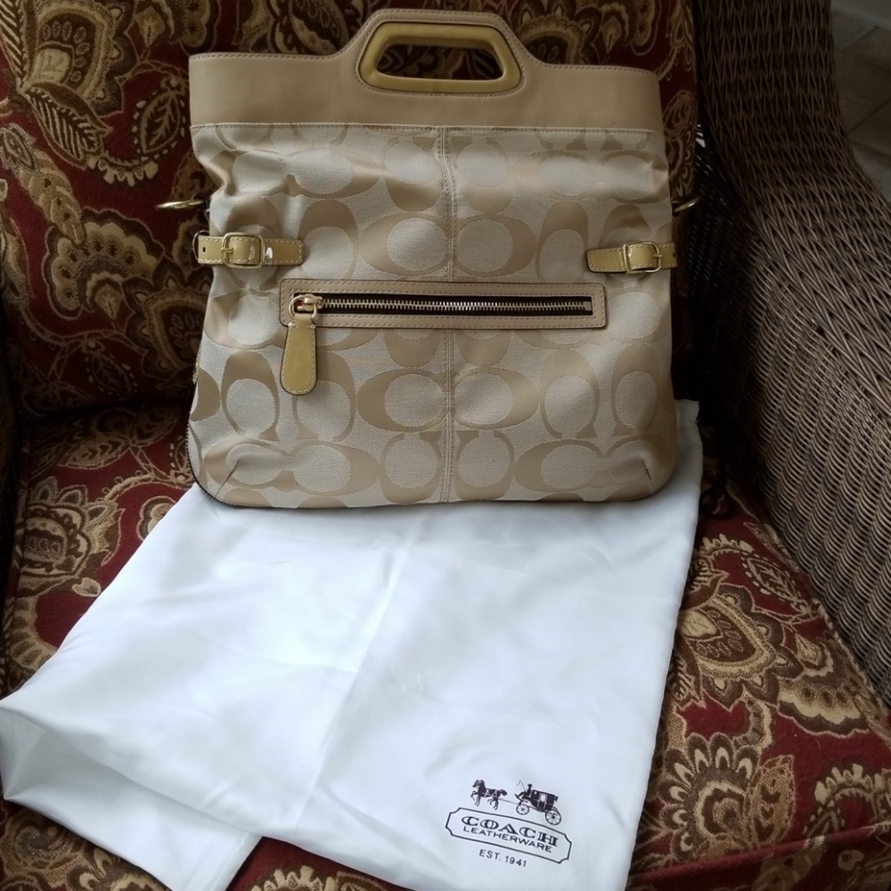 Coach beige purse
